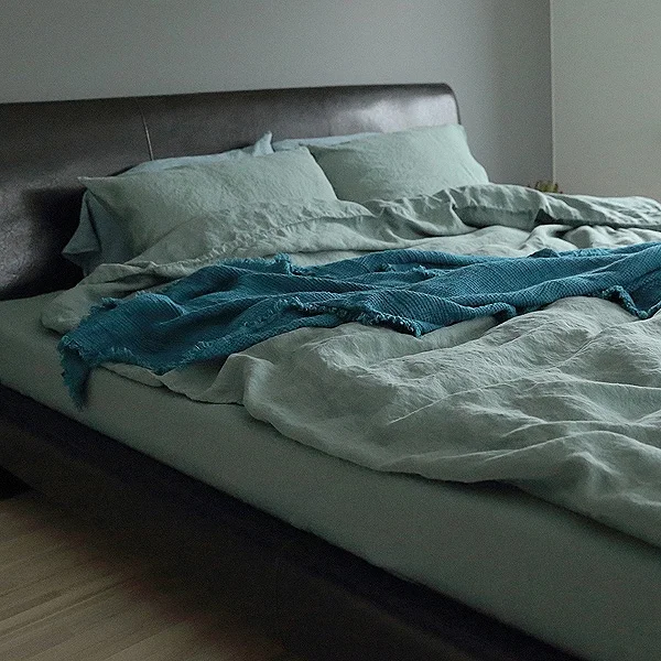 art group bed 14c.jpg