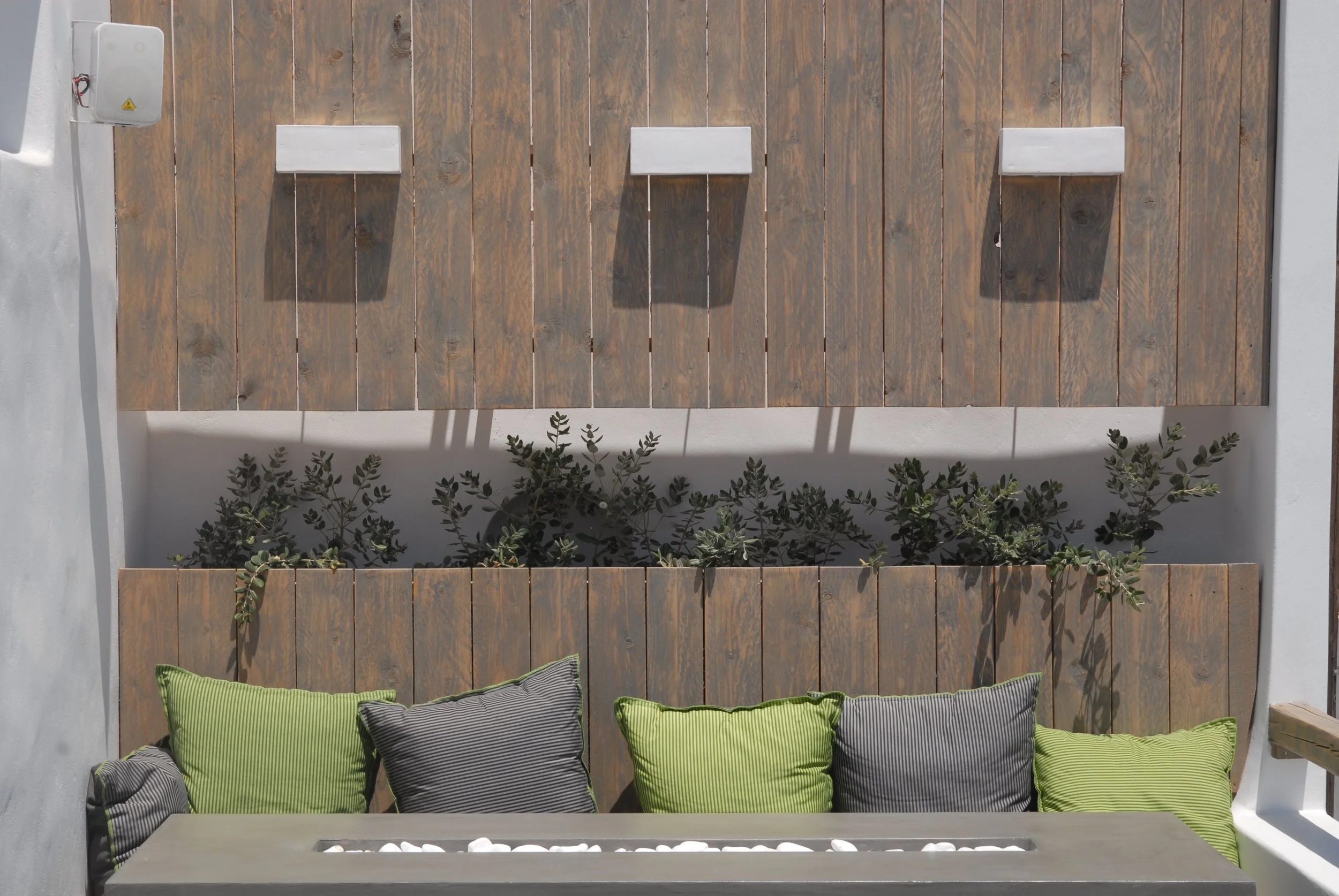 OUTDOOR PILLOWS:ARTGROUP9.jpg