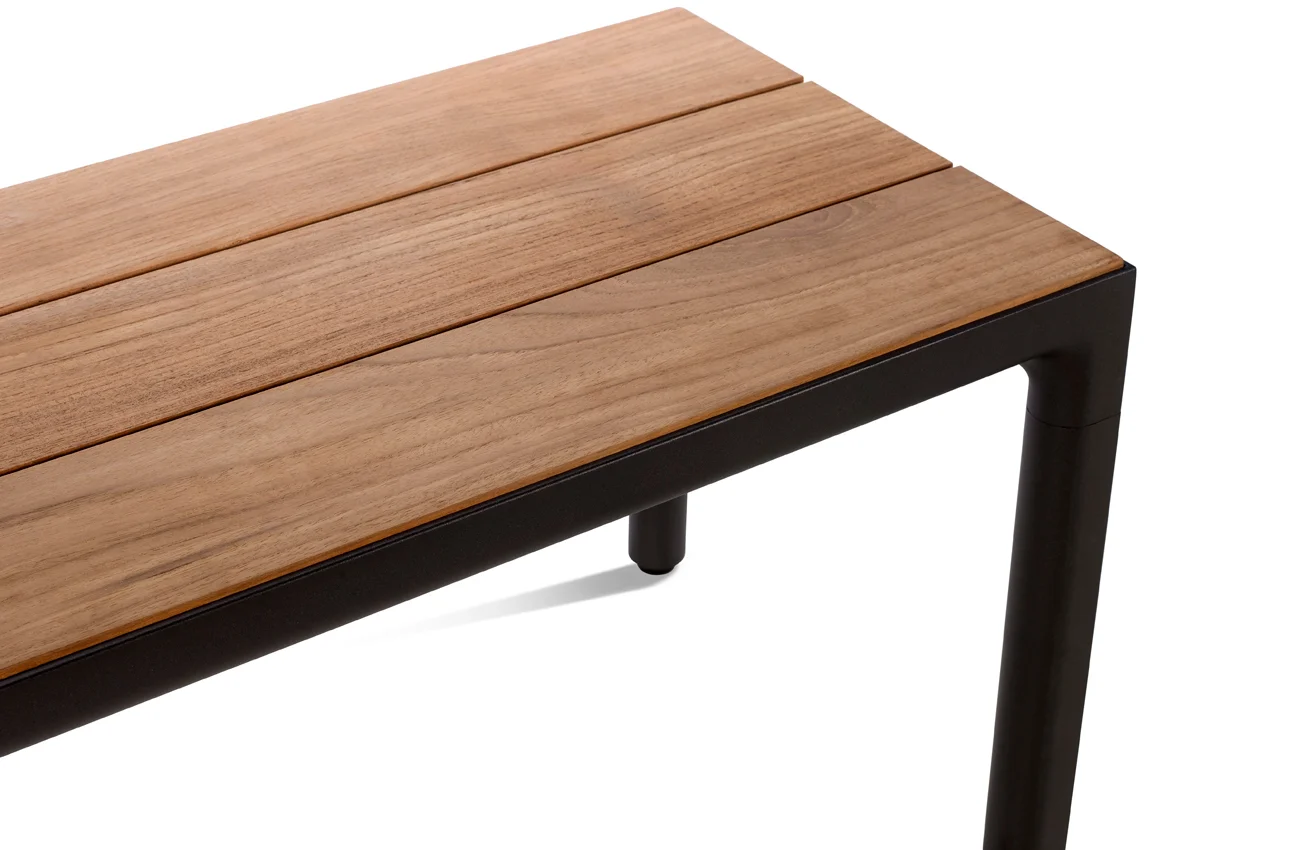 artgroup_illum_bench2.jpg