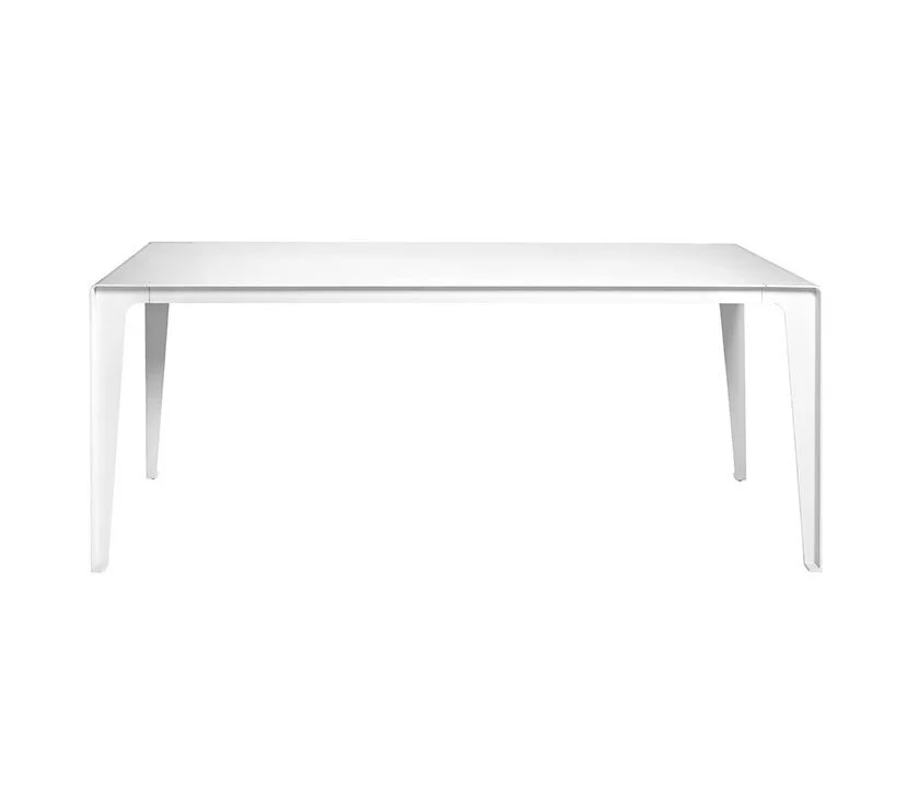 ARTGROUP_MIRTHE_TABLE.jpg