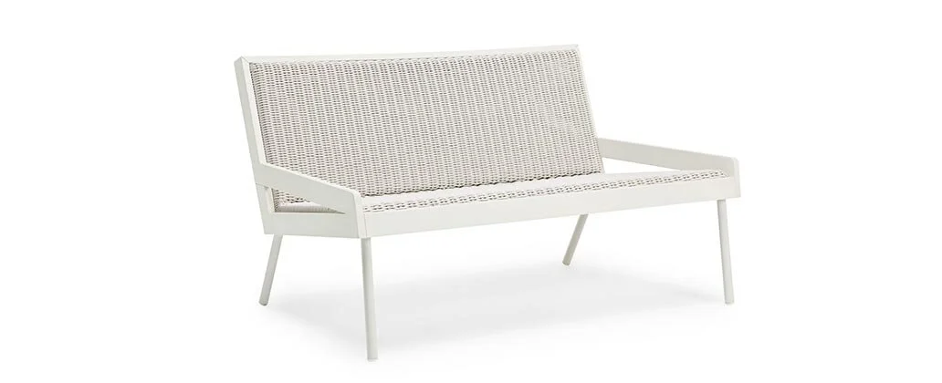 ARTGROUP_ETHIMO_allaperto-grand-hotel-sofa-ethimo-02.jpg