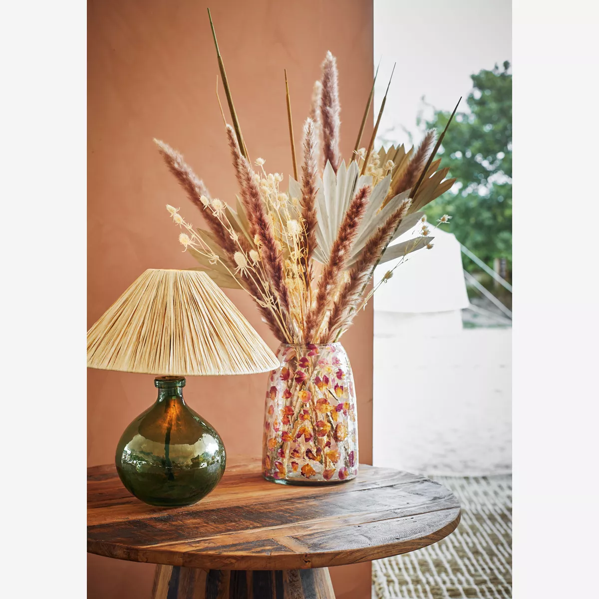 ARTGROUP_GLASS_TABLELAMP1.png