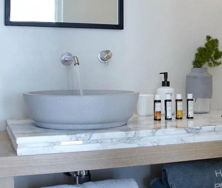 SINKS