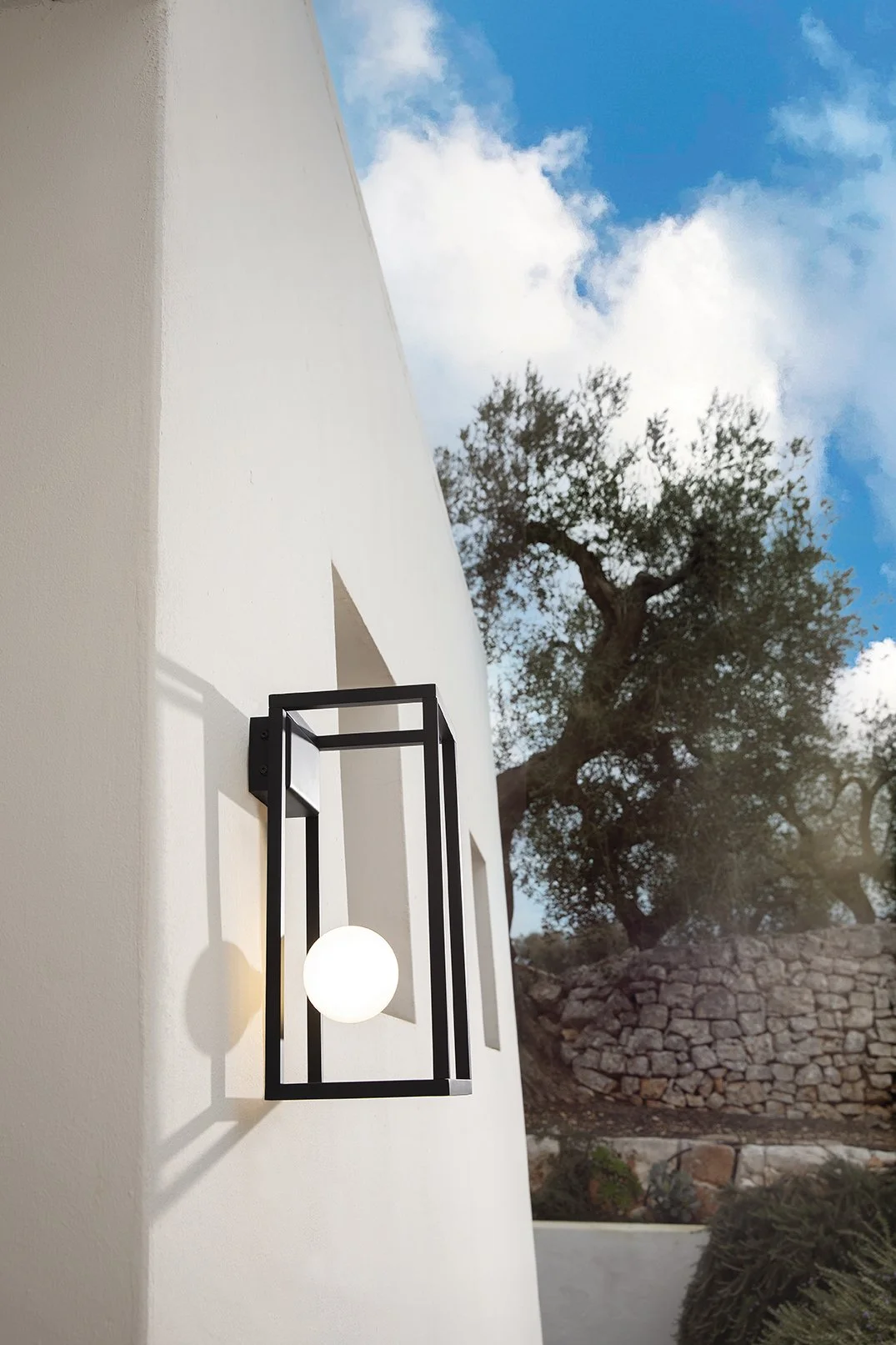 ARTGROUPINTERIORS-KARMAN-ABACHINA.jpg