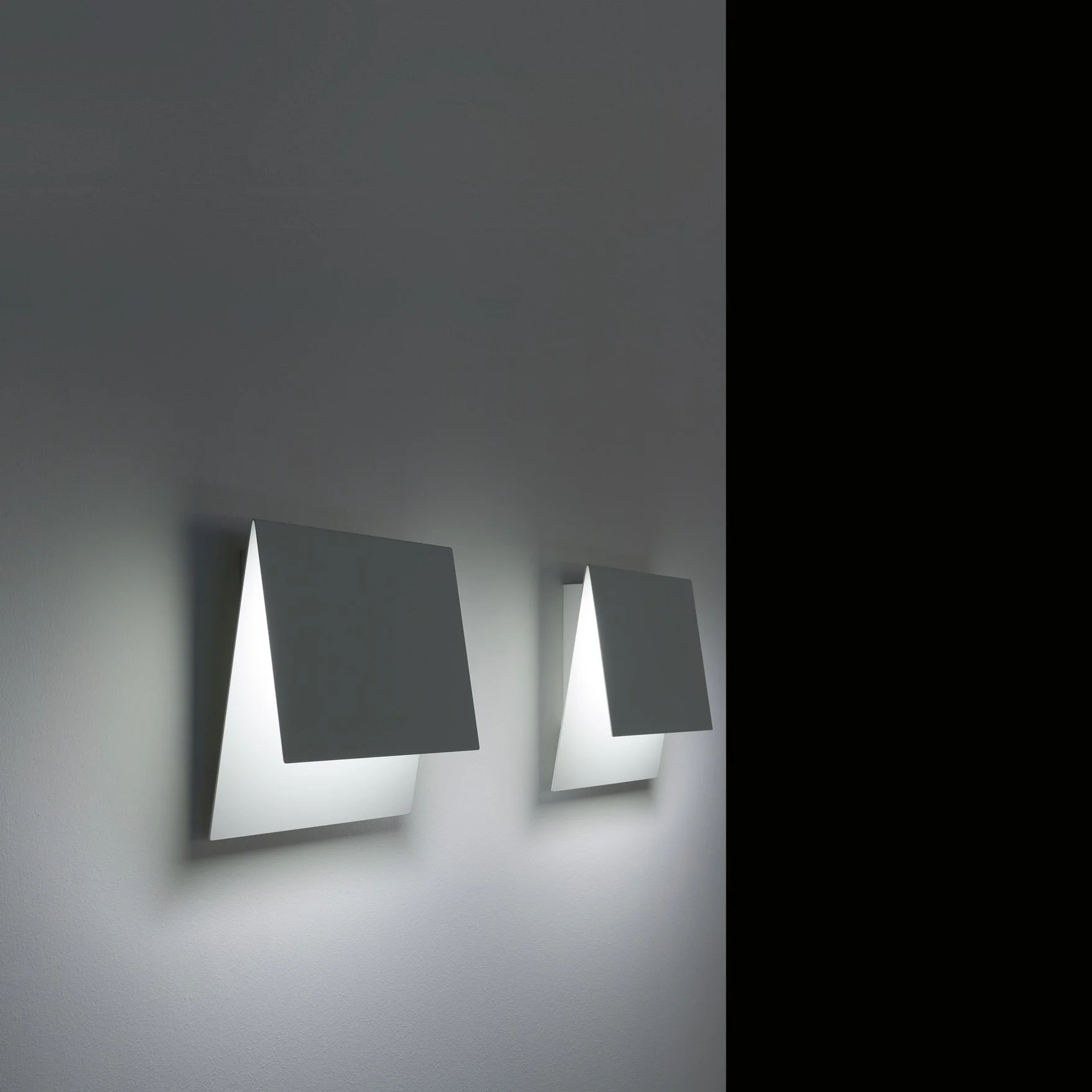ART GROUP INTERIORS FOLDER_01B@2x.jpg