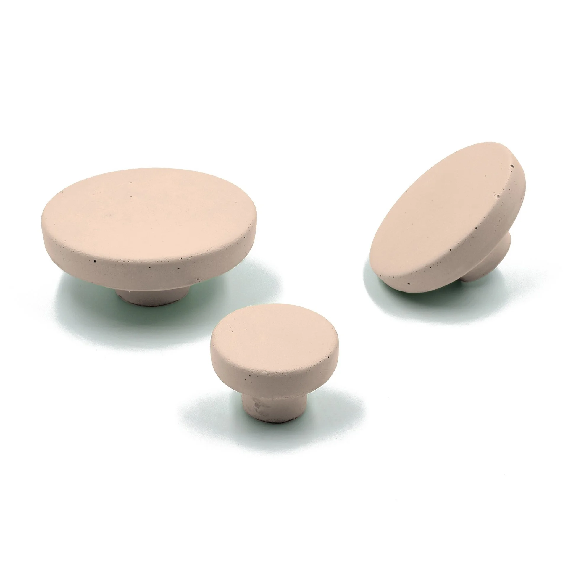 pomolo_0005_POMOLO_SOM_color_Urbi_et_Orbi_Cement_knob_by_Dimitris_Venetsanos_-2.jpg