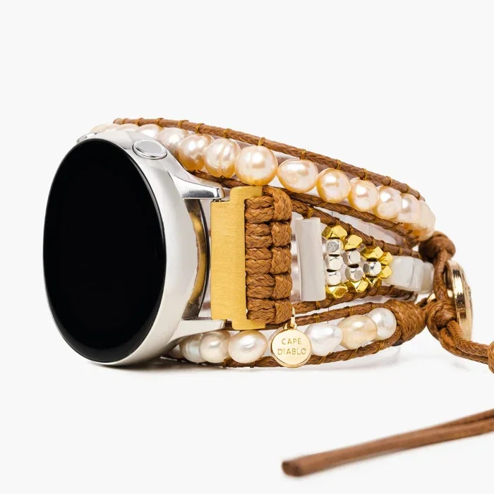 freshwater-pearl-samsung-galaxy-watch-strap-309463_700x.webp