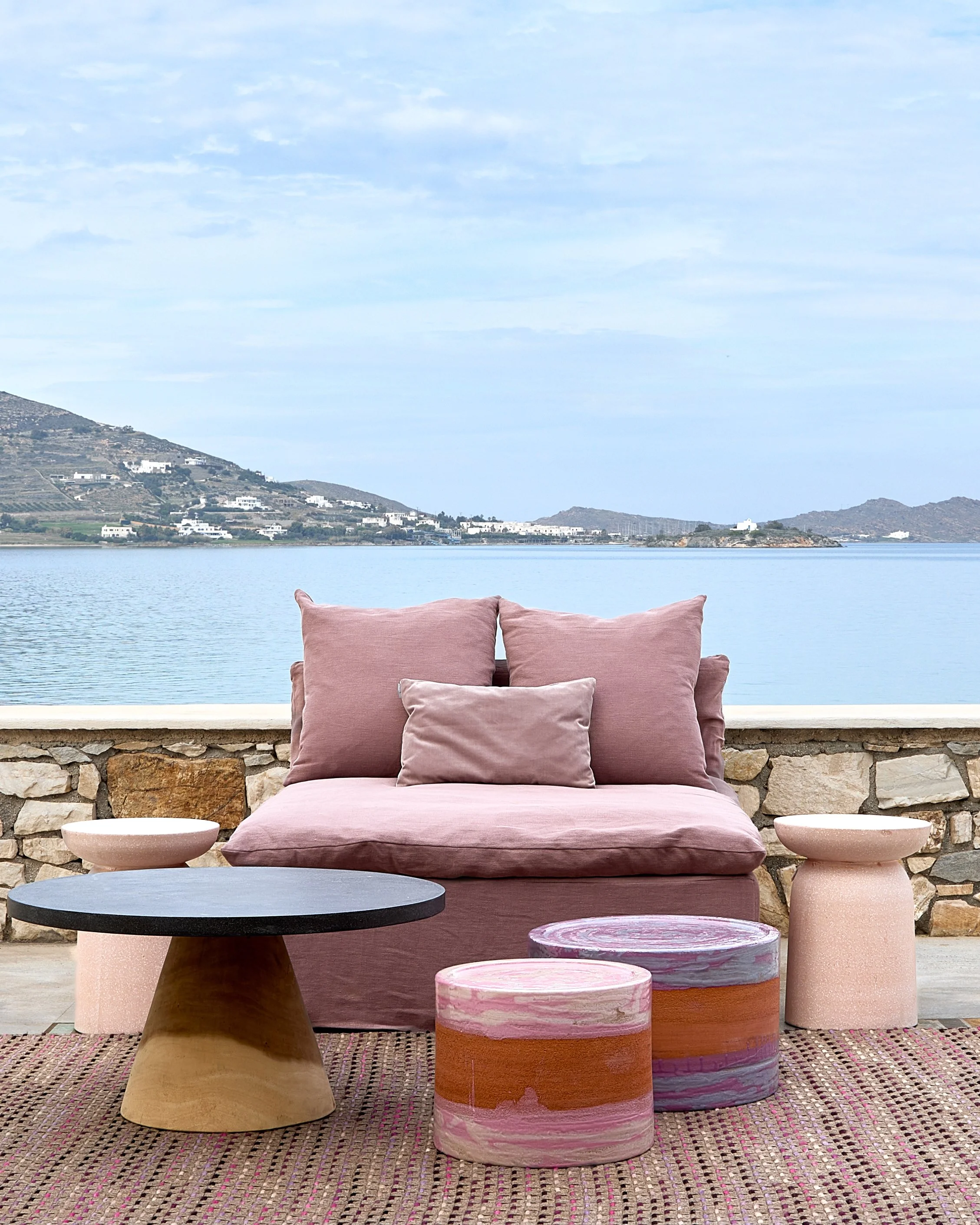 LINOVER ARMLESS CHAIR