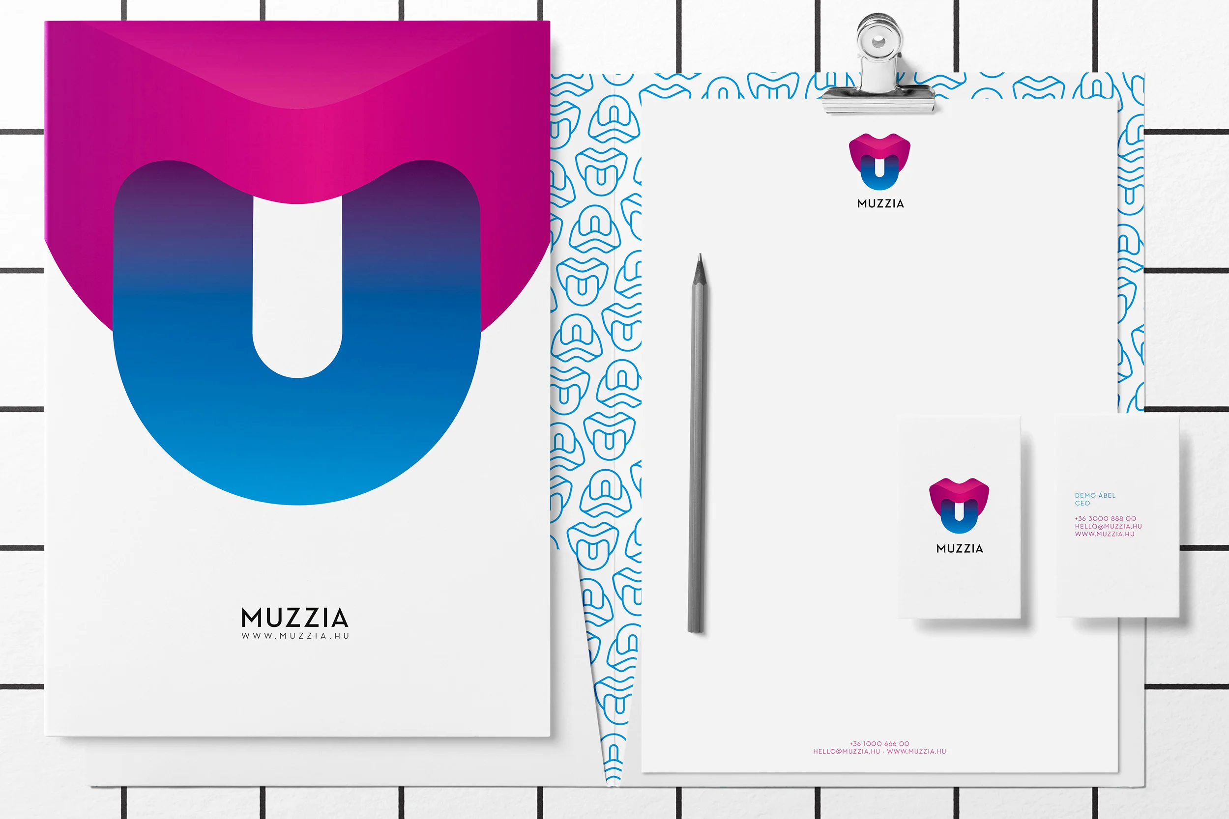 Muzzia_Stationary-Scene.jpg