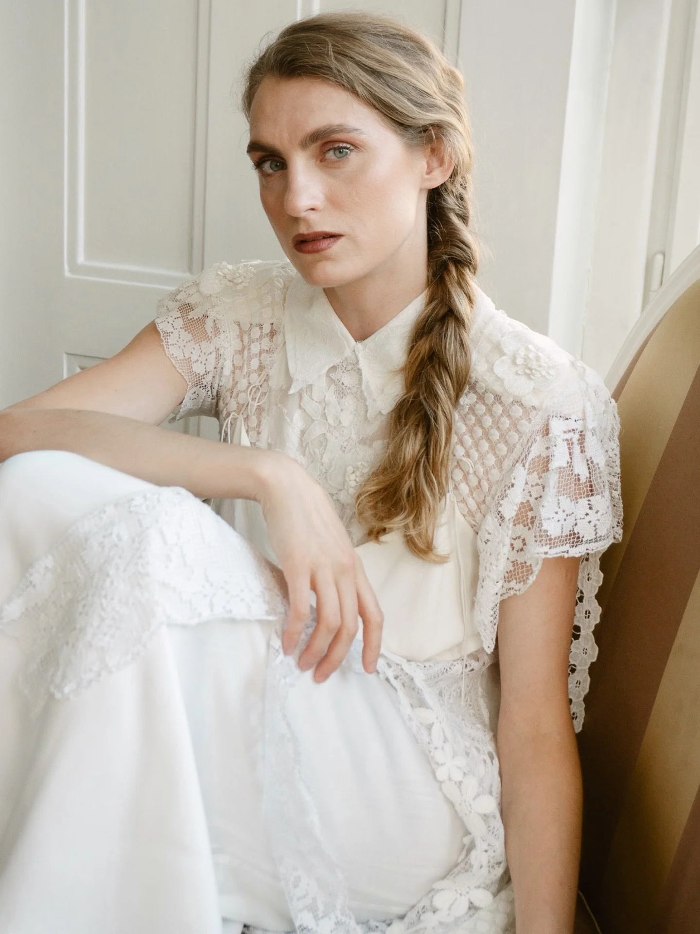 Sofia 🍂

MUA &amp; photo @veronikamykolenko 
Styling @klarazidkovaa 
Model @sofia.kuznetcova 
Studio @studio95.cz