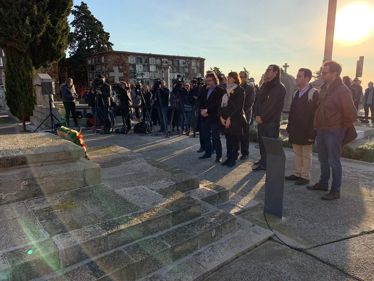 Ofrena floral a la tomba del President Macià