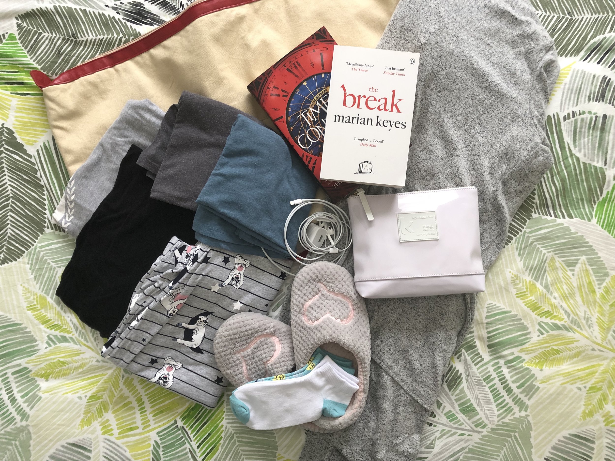 The key requirements for two nights in hospital; comfy jammies (bonus points if they have sloths on them), super cozy dressing gown and slippers, phone charger and headphones and most importantly at least two books because who know what type of mood I’ll be in.