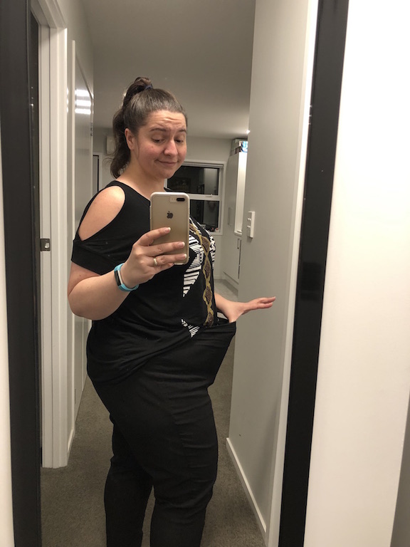 Four weeks ago I had this pants altered and taken in so they were back to being very tightly fitting. Another pair for the discard pile now.