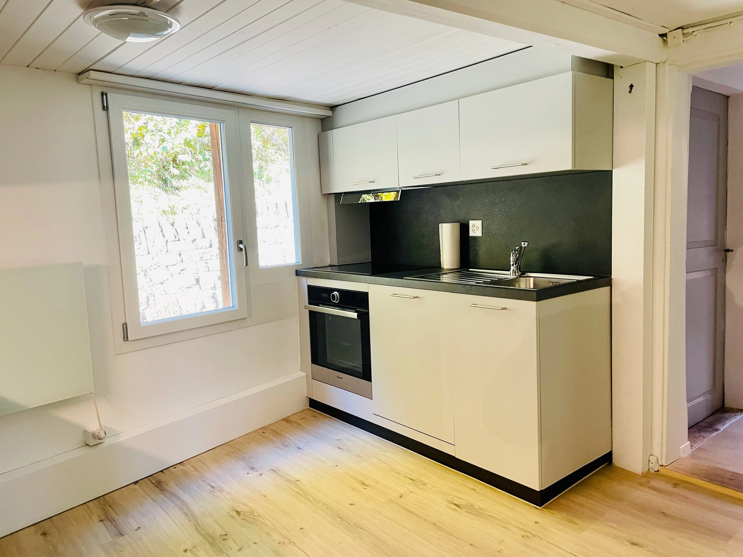 Casa Bene Immobilien Immobilienmakler Immobilienbewertung Makler Emel Marjanovic Alex Marjanovic Haus Wohnung Verkauf Vermietung Ringgenberg Haus Projekt 1894 Küche