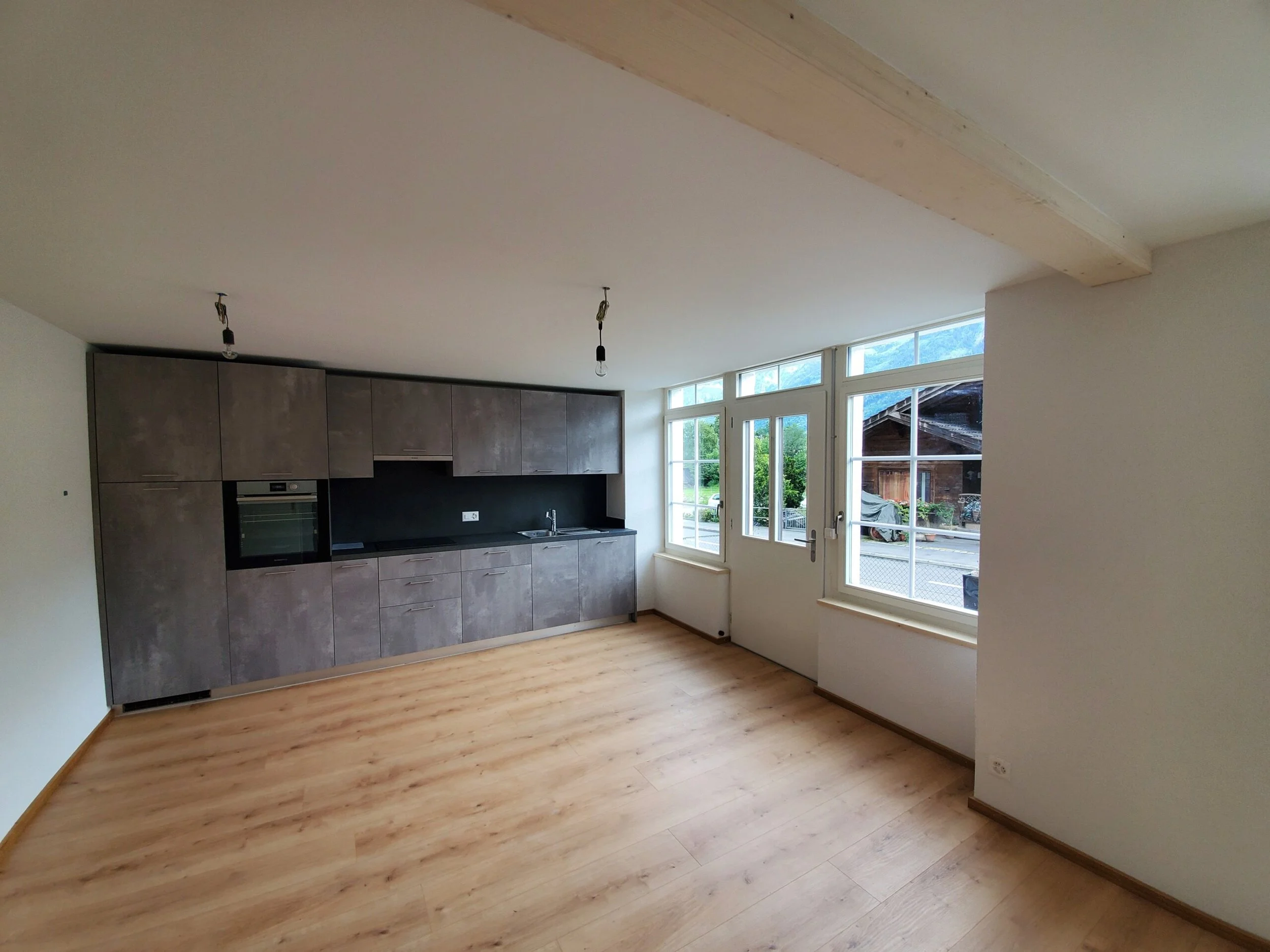 Casa Bene Immobilien Immobilienmakler Immobilienbewertung Makler Emel Marjanovic Alex Marjanovic Haus Wohnung Verkauf Vermietung Ringgenberg Haus Projekt 1894 Moderne Wohnung