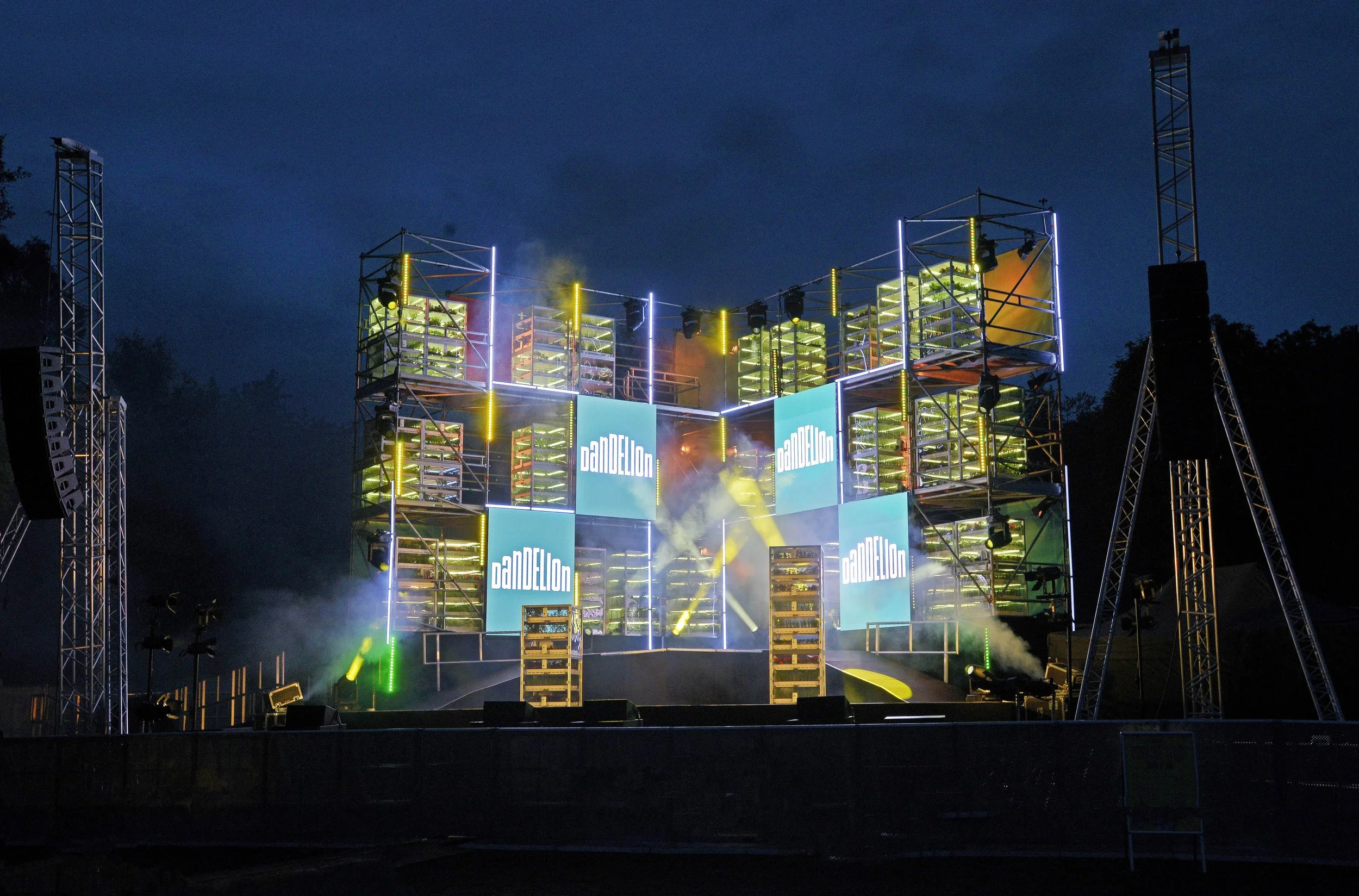 Dandelion: Pavilion of Perpetual Light © Alan Dimmick