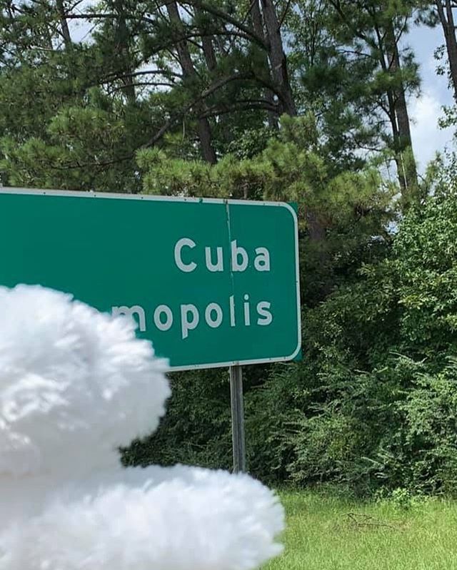 Hmmm...exactly how far south DID we drive?! 🇨🇺? 😆 #pearlsroadtrip