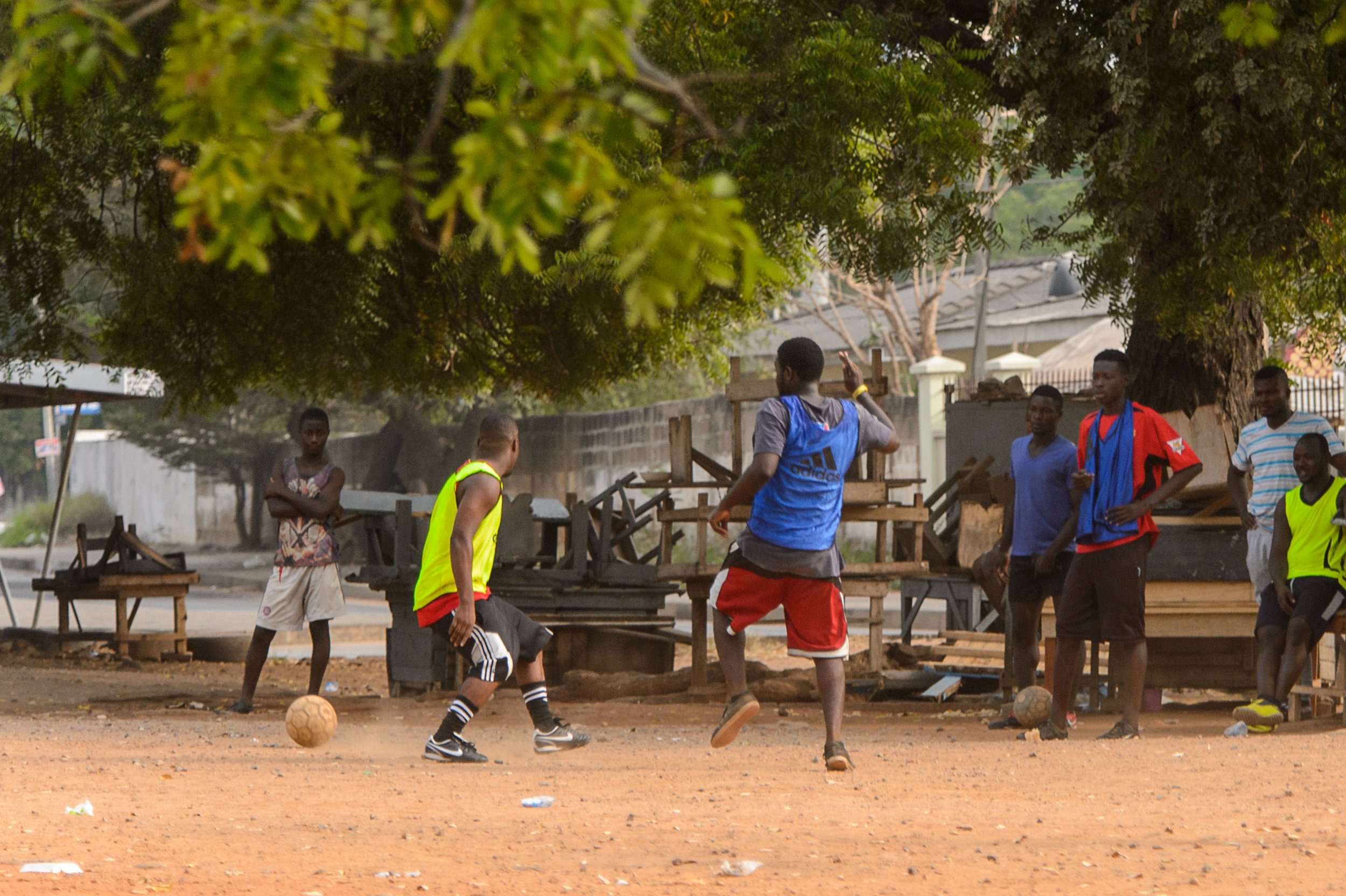 Gadefodbold i Accra, Ghana