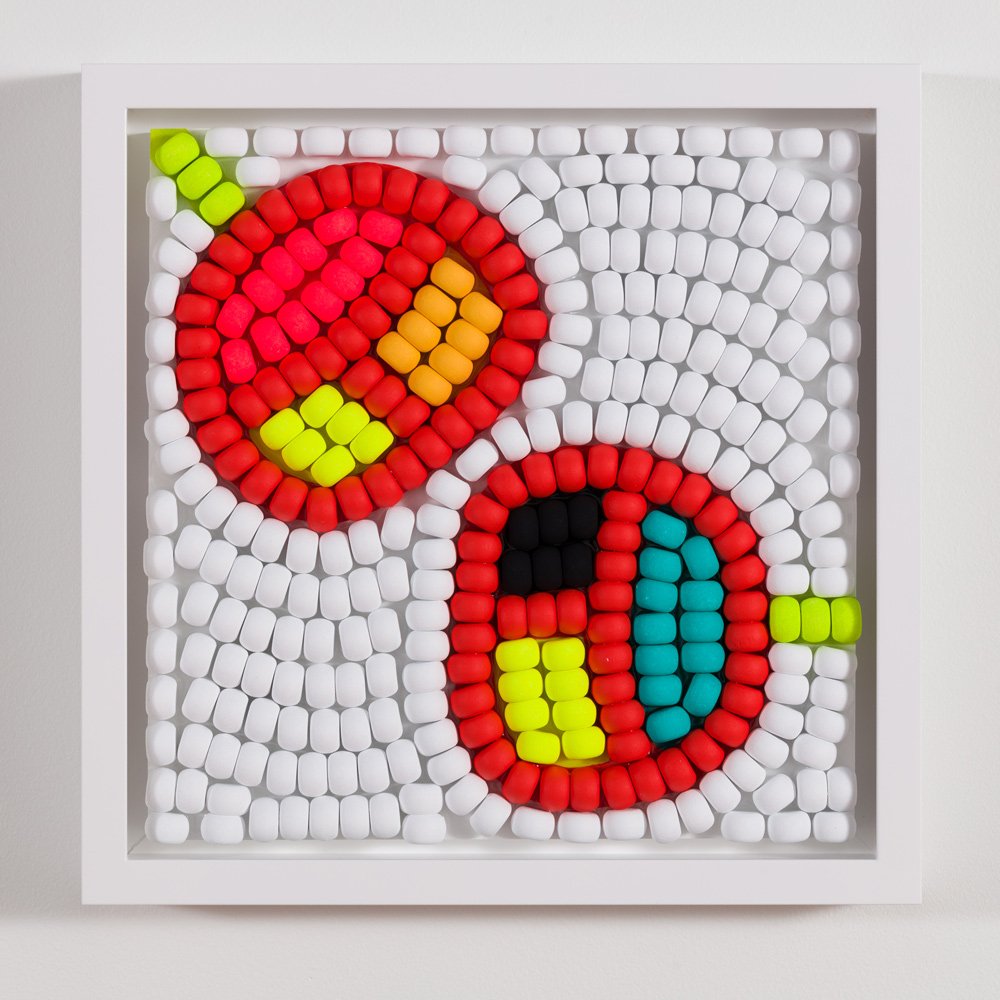 Renée Condo - Mntu Apje'ji'jg X , 2023 Billes de bois sur résine / Wood beads on resin 12 x 12 x 2 1/8 in. (30.5 x 30.5 x 5.4 cm)