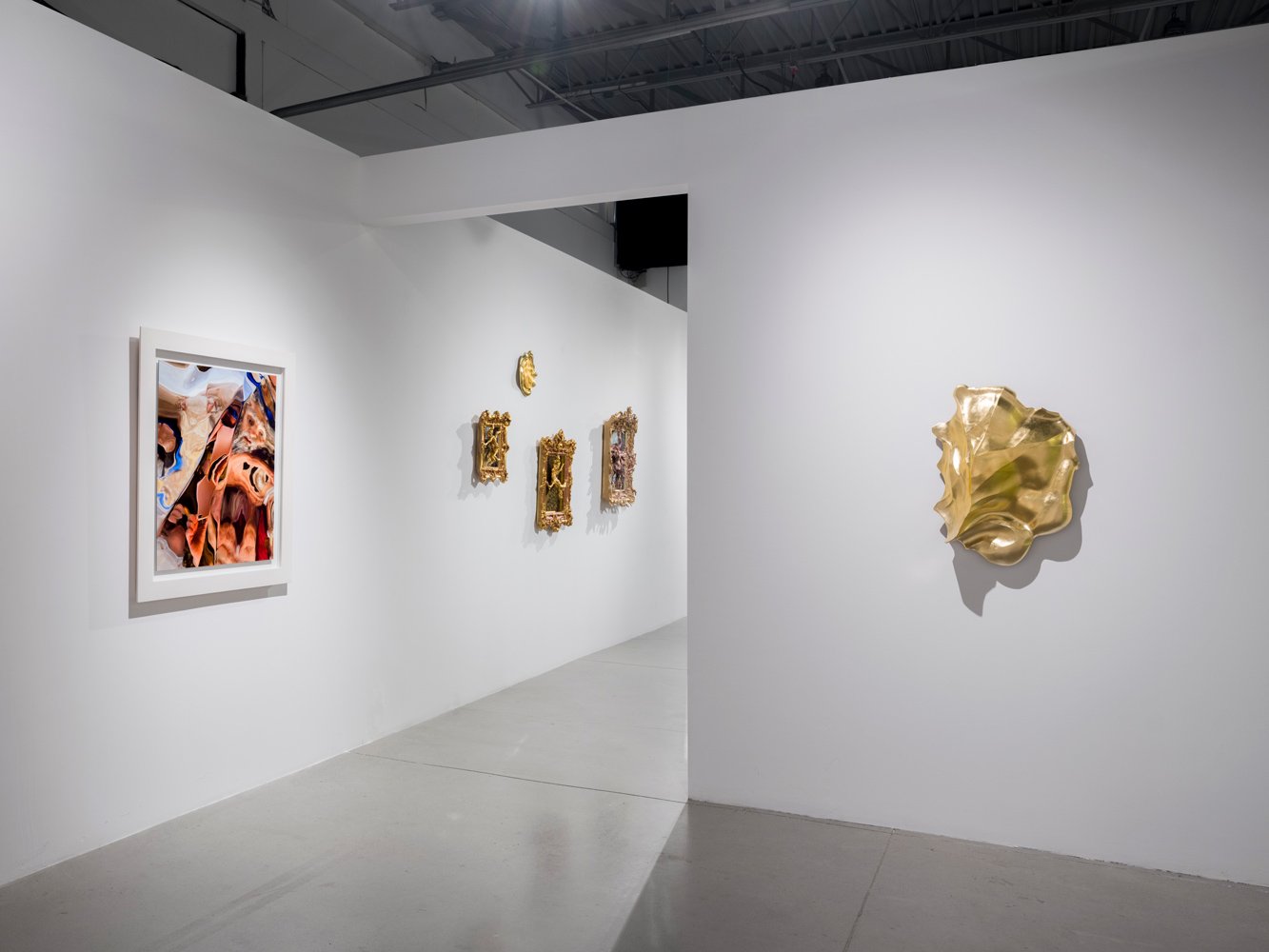 Evan Penny - Marsyas and the Venetian Mirror Vue d'installation / Installation View