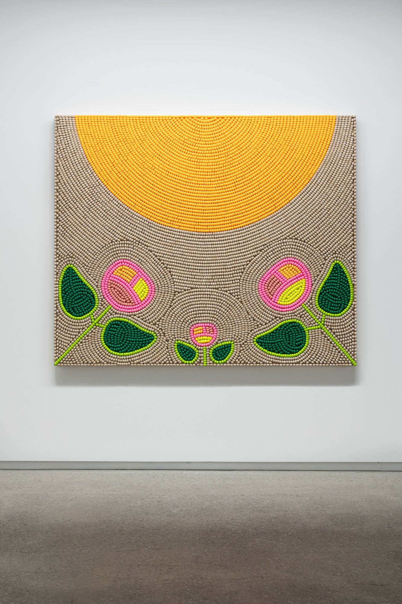 Renée Condo , Plu'jaqama'tieg (a) , 2025, billes de bois, peinture acrylique, époxy sur panneau de bois / Wood beads, acrylic paint, epoxy on wood panel, 72 x 60 in.