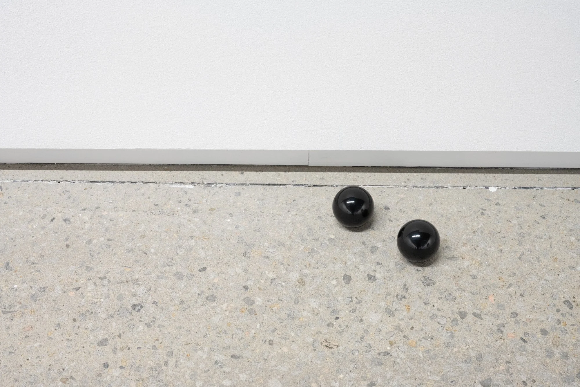 Yann Pocreau , de légers décalages , 2025. Vue d’installation / Installation view.