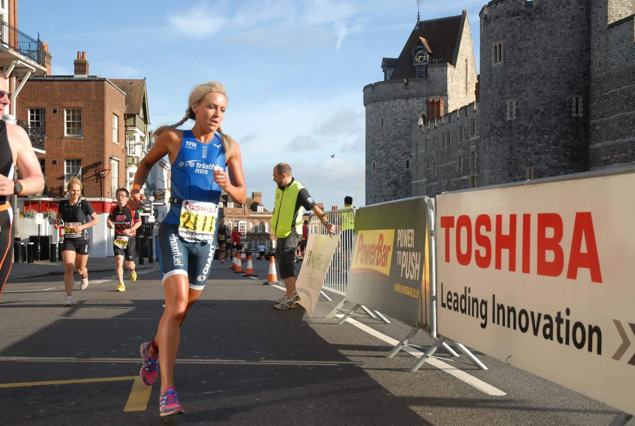 Felicity Cole |Windsor Triathlon June 2012 run.JPG