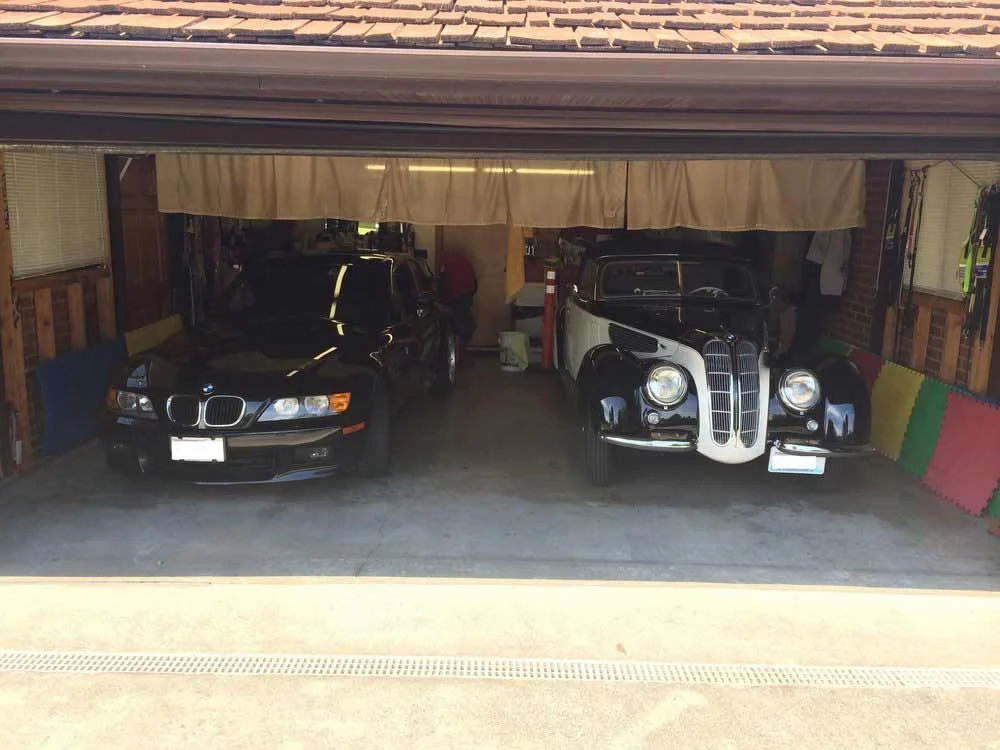 mobile-car-detailing-car-carage