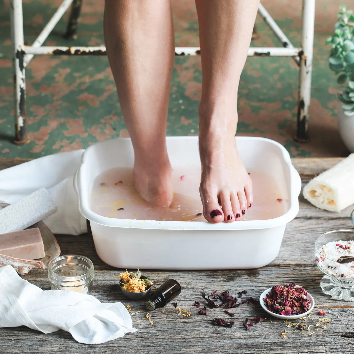 10 Benefits of Ionic Foot Detox
