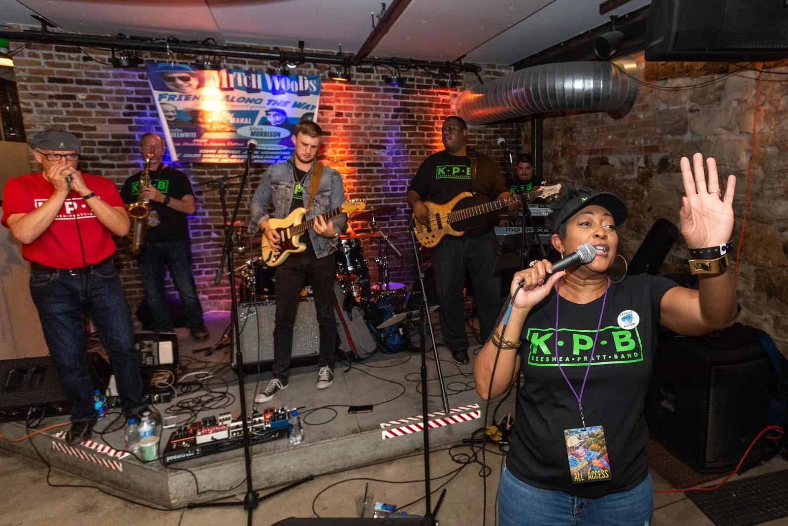 <p><strong>Juke Joint Shows </strong> Friday & Saturday evening late night shows.<a href=/late-night-shows/#juke-joints>More →</a></p>