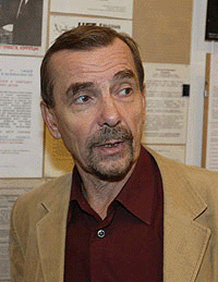 77-year-old Russian human rights leader, Lev Ponomarev, is arrested for Facebook post