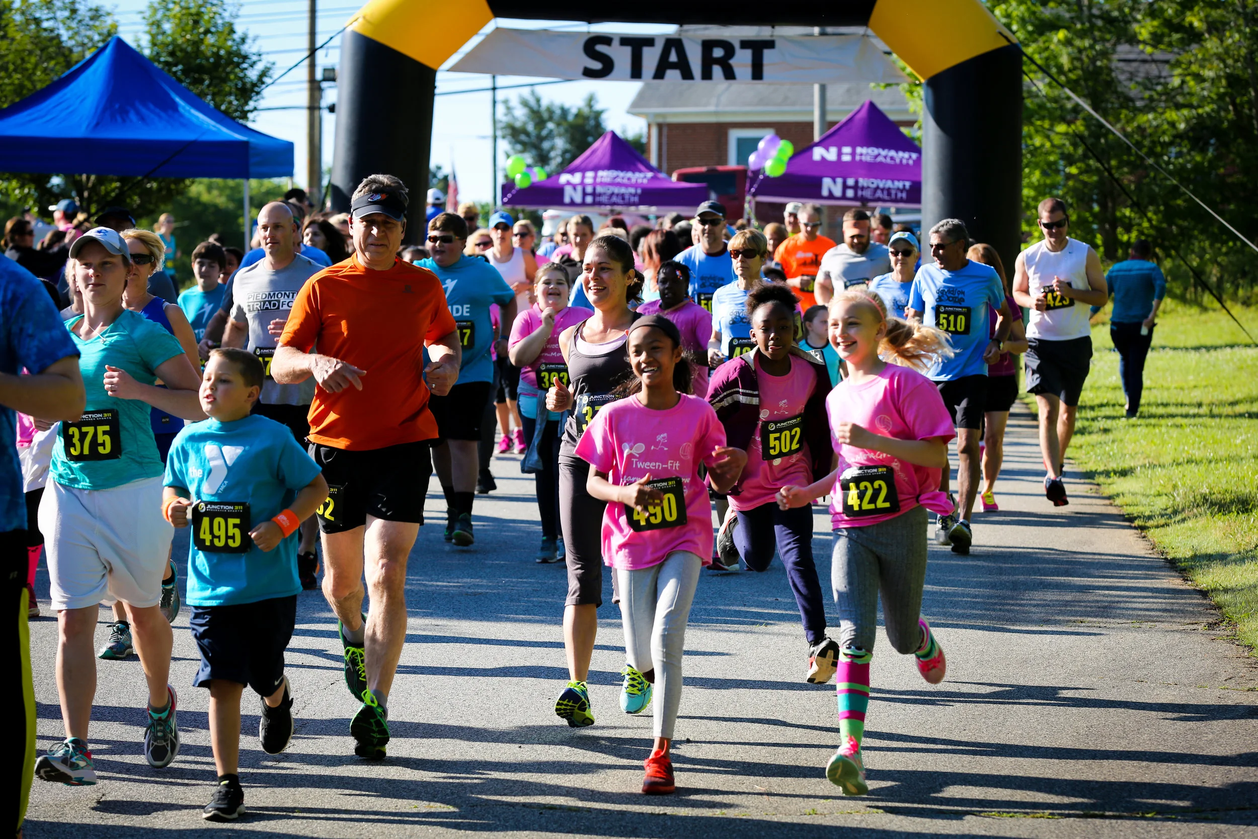Doozie 5K Start 2016-8.jpg