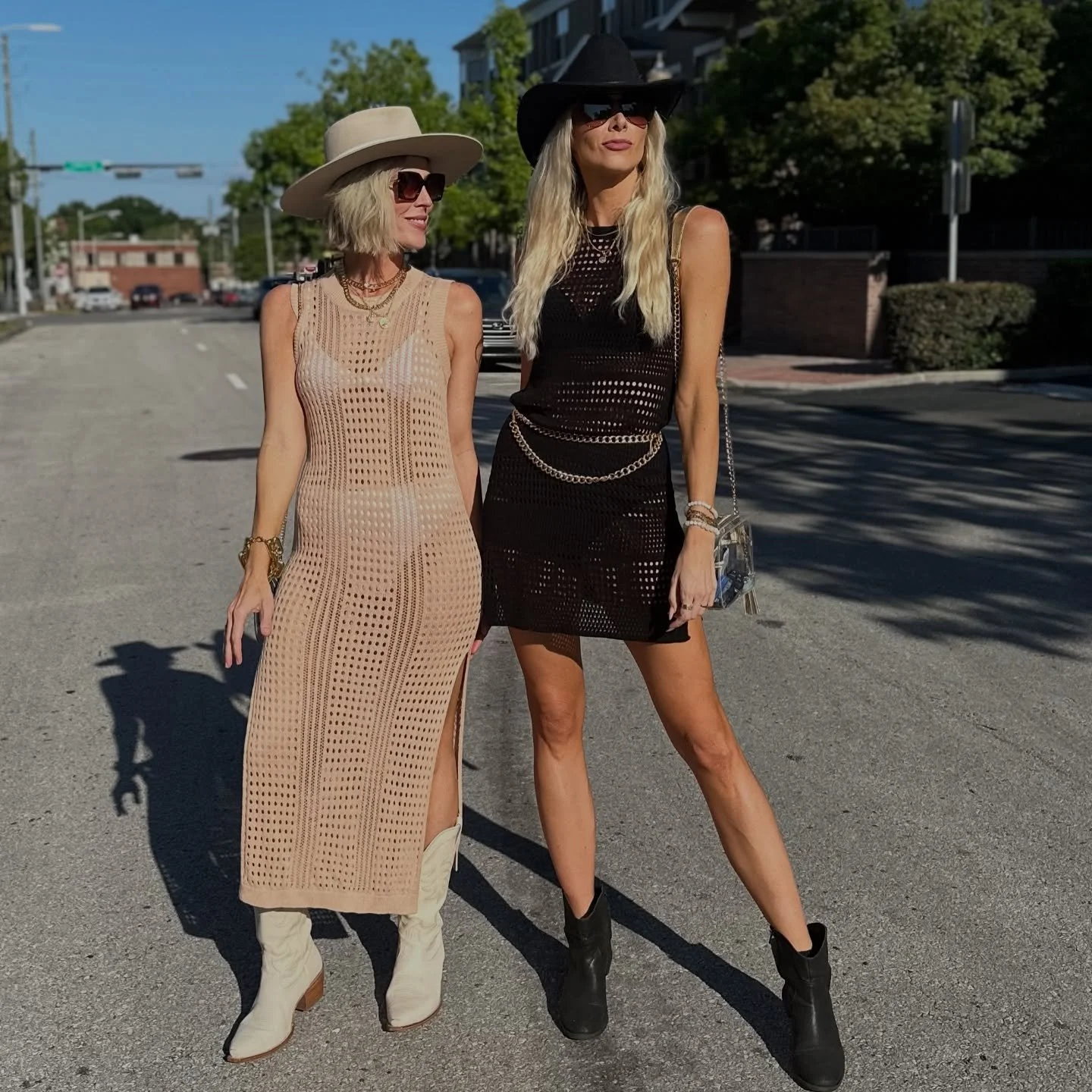 Happy Atomic Blonde Birthday to @thesmackedit !

 I slid into her DMs and met her over espresso martinis, and truffle fries- she hasn&rsquo;t been able to shake me since. 

I couldn&rsquo;t ask for a better friend and hype  girl no matter how crazy l