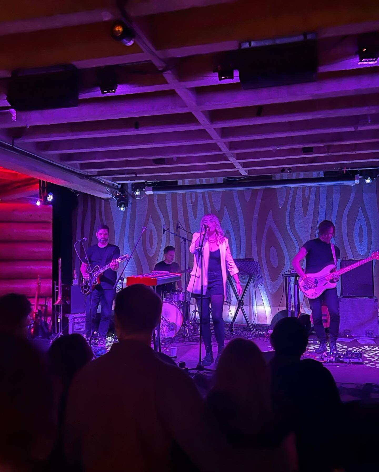 Peace out, @dougfirlounge 💜 We will miss you. 🥺

-
-
-
-
-
#dougfirlounge #livemusic #portland #pdxlivemusic #shyhoneymusic #synthpop