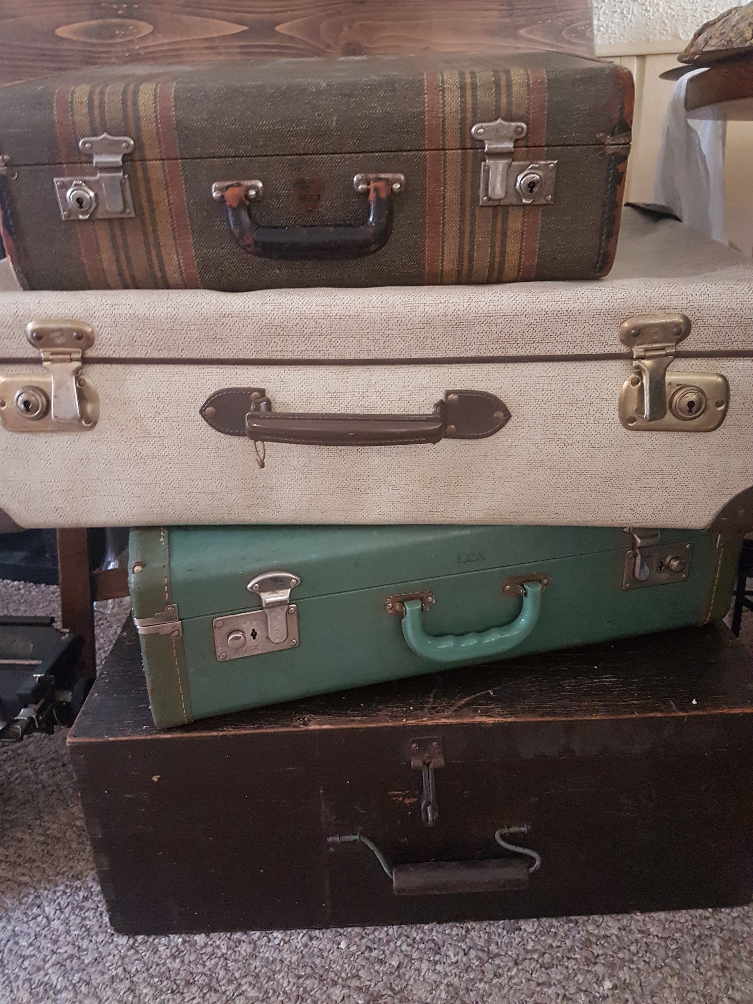 #63  Vintage Suitcases