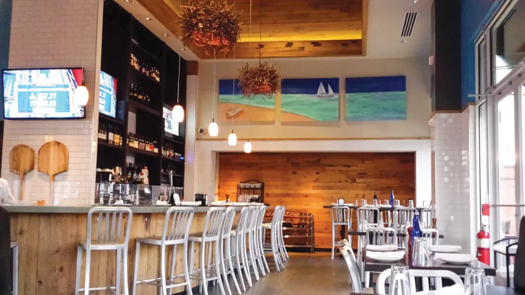 BoathouseBistroInteriorWeb.jpg