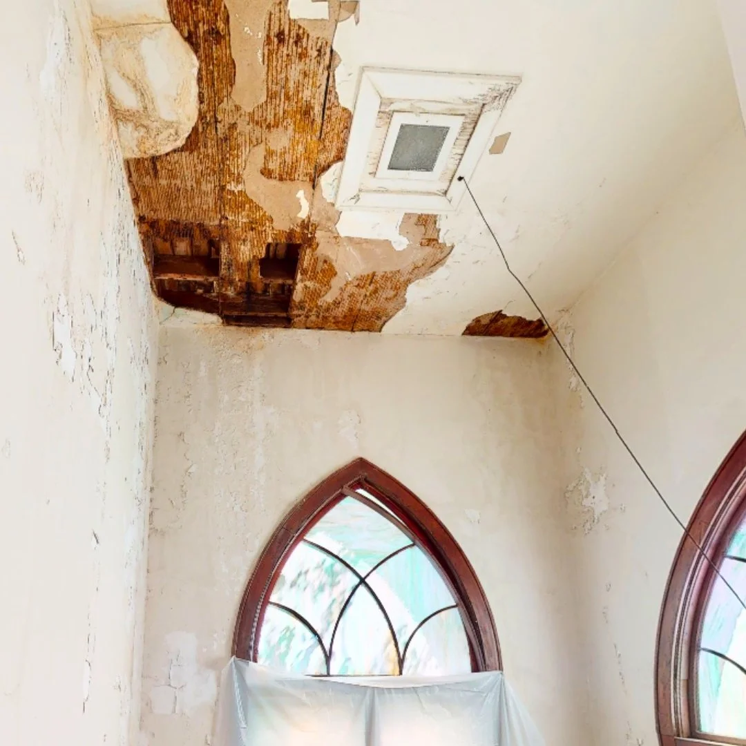 foyer-old.jpg