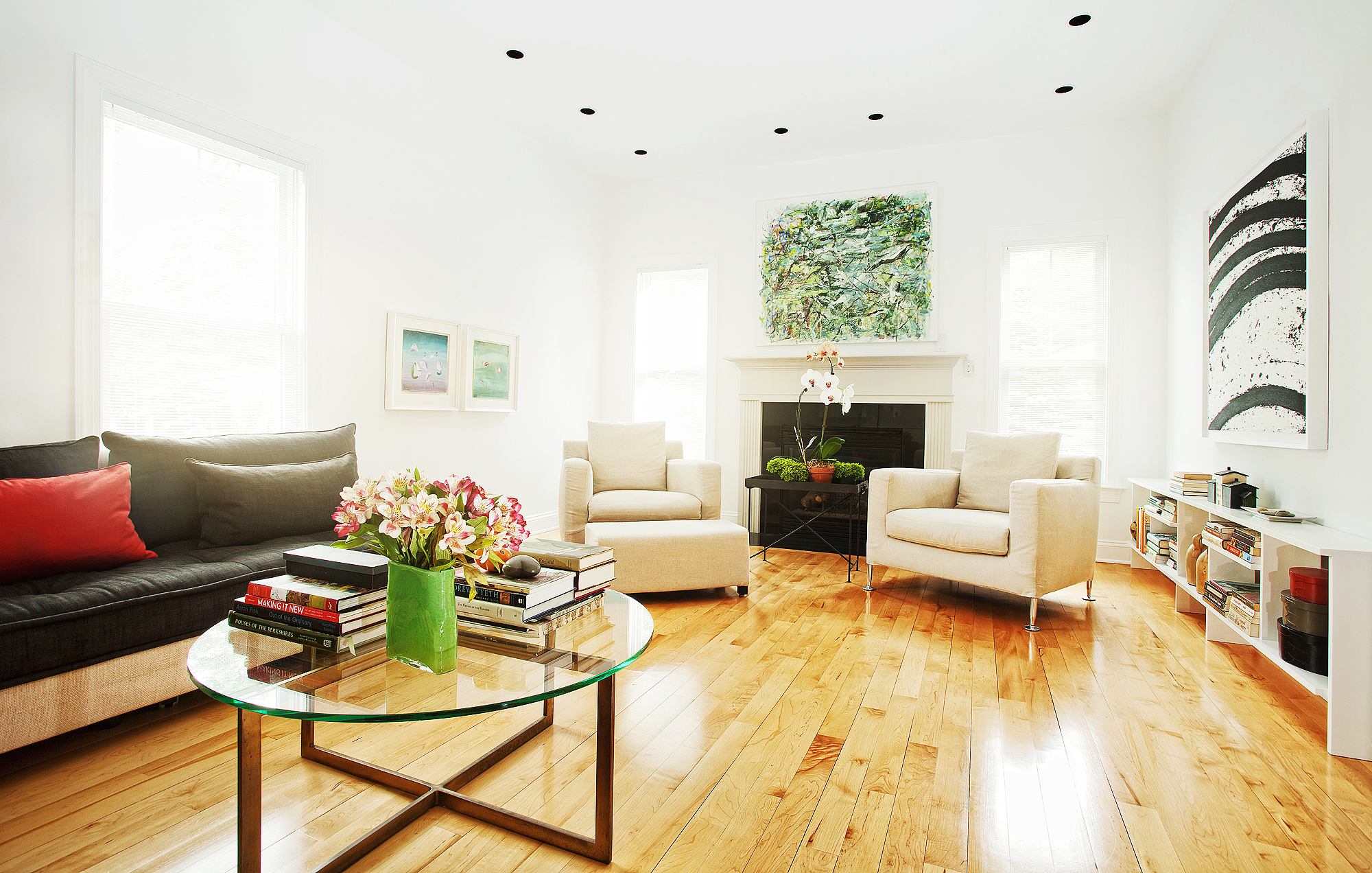 Interior 1 2000px 72dpi-2.jpg