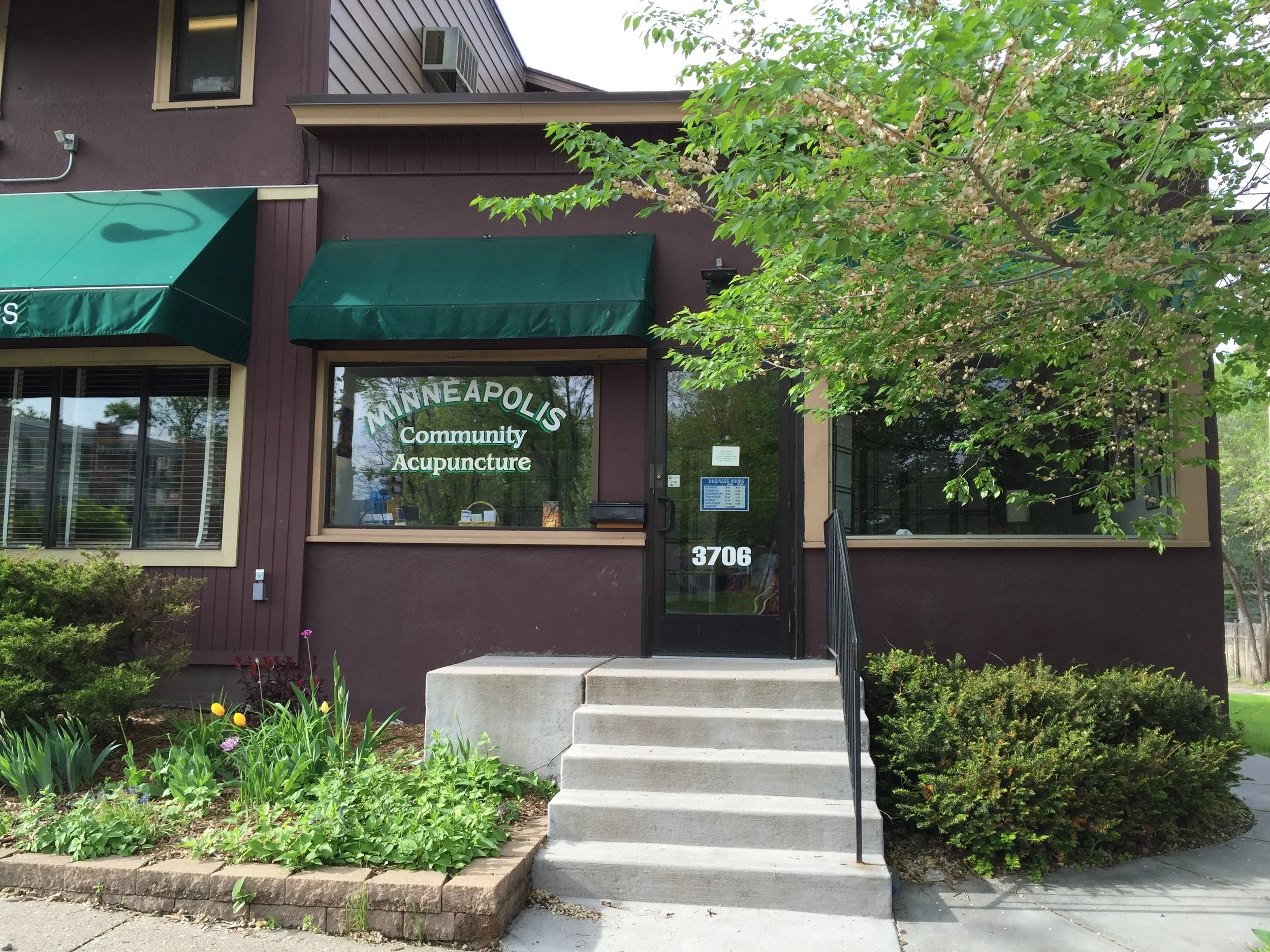 Storefront-Spring-2.jpg