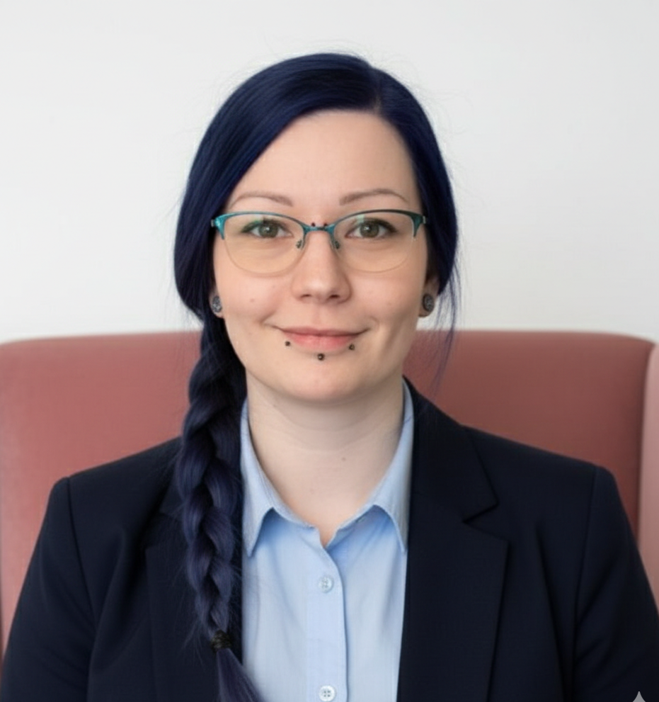 Yvonne Paquette, RSW