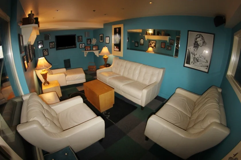 blue-room.jpg