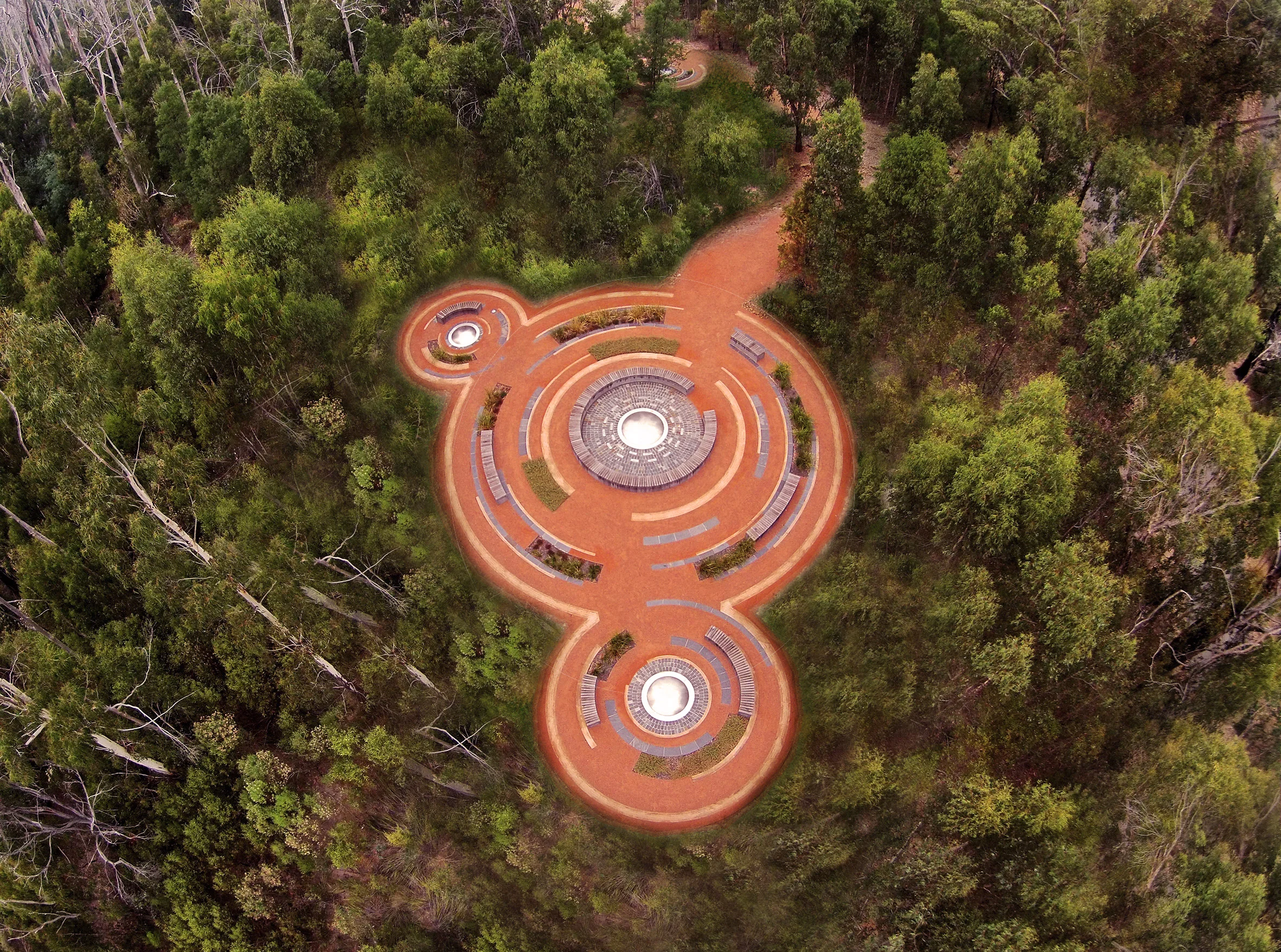 Strathewen Memorial Aerial.jpg