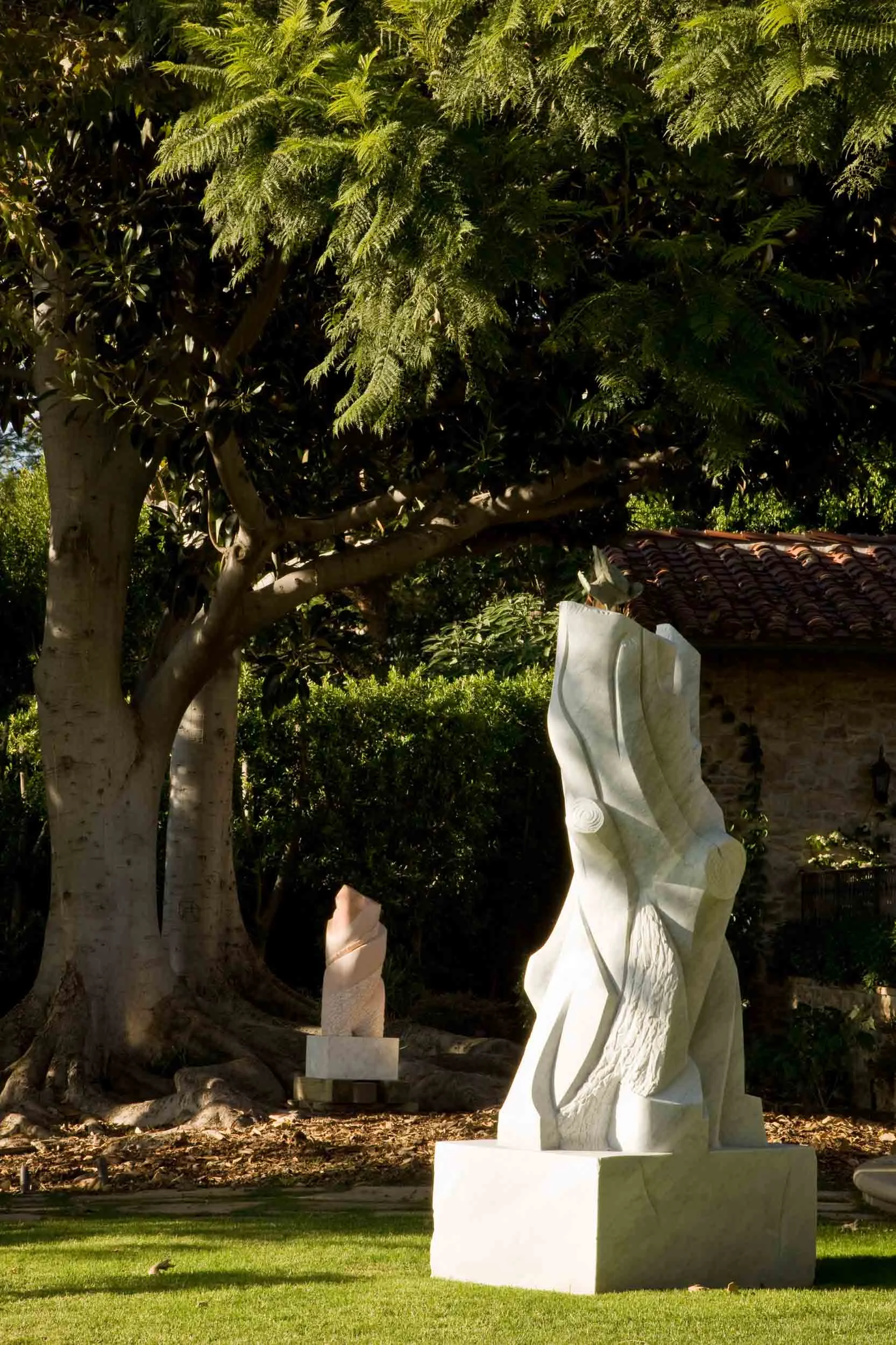 Sorarya-Nazarian-Sculpture-3.jpg