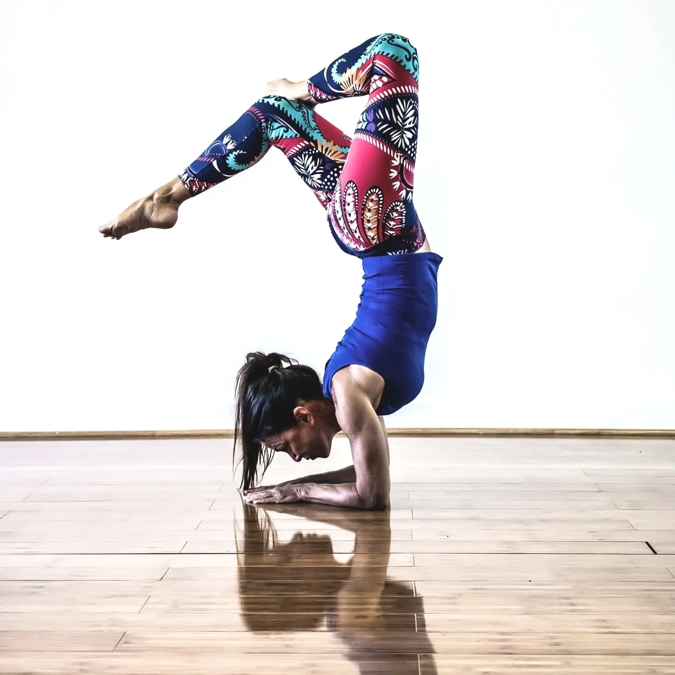 www.powerandposture.com_yoga_arm%2Bbalances_min%2B%252819%2529.jpg