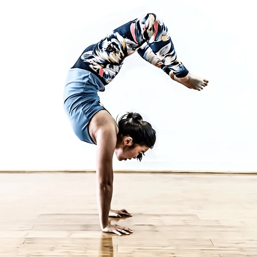 powerandposture.com_app_arm balance_handstand_copyrighted 2019_15-min.png