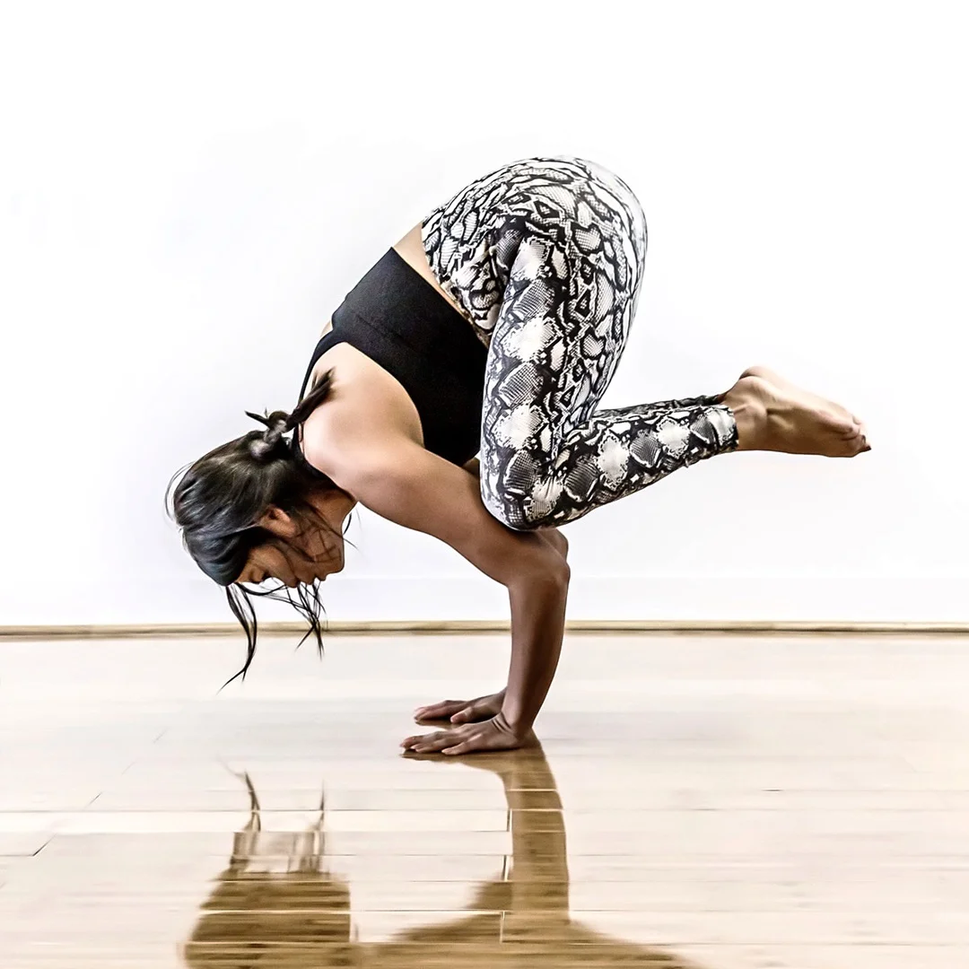 powerandposture.com_app_arm balance_handstand_copyrighted 2019_14.png