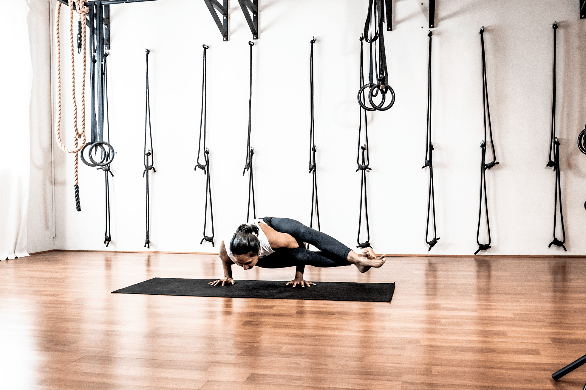 www.powerandposture.com_controlledstrength_Founder_Shimi_arm balance_pose_melbourne_copyrighted_2019-min.png