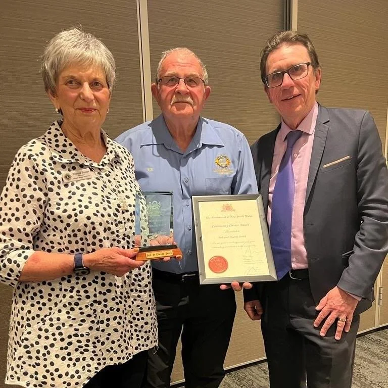 Community Service Award presented to Bob and Diane Smith