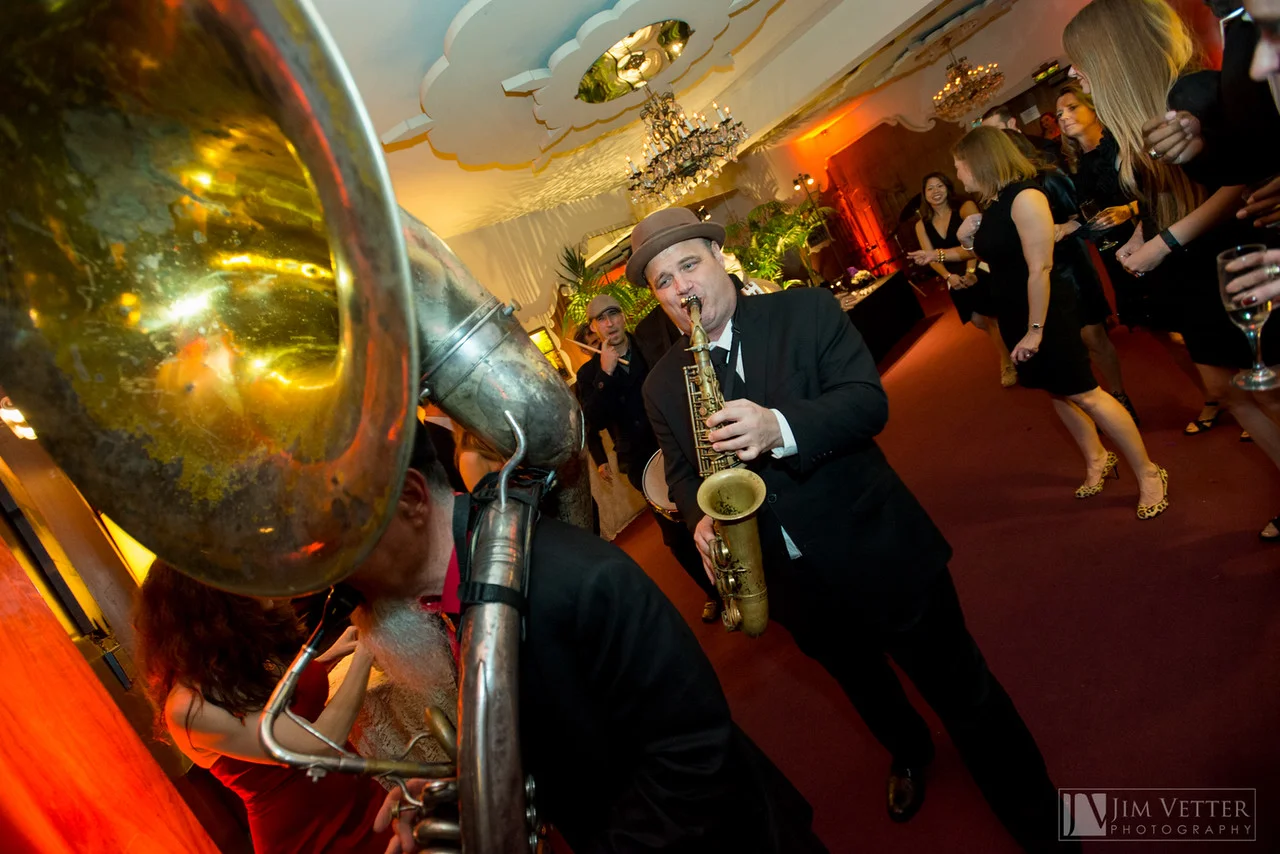 bmbb-bimbos-wedding4.jpg