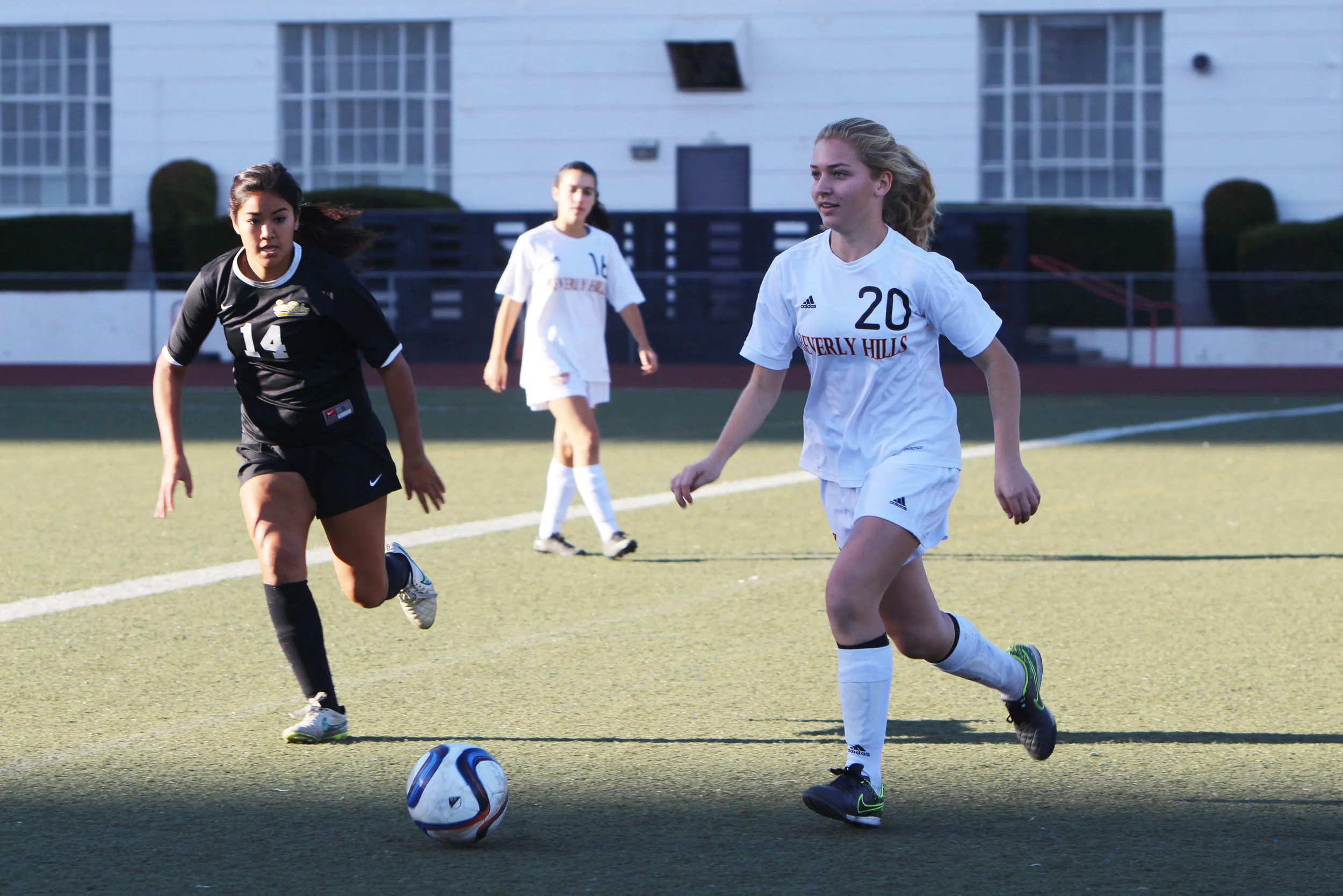 Geilim_Vivian_Beverly_Sports 1.JPG